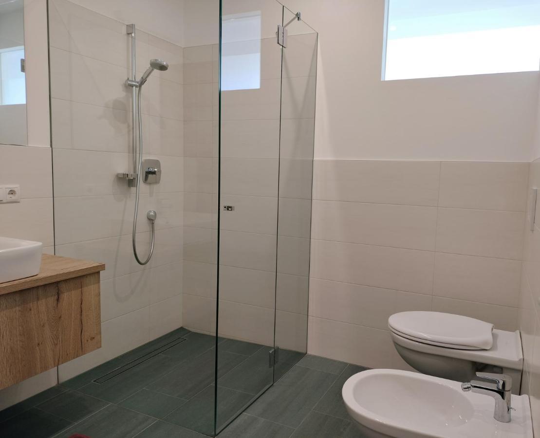 Haus Am Brunnen Apartment Prato allo Stelvio Luaran gambar