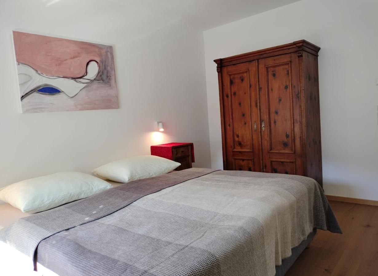 Haus Am Brunnen Apartment Prato allo Stelvio Luaran gambar
